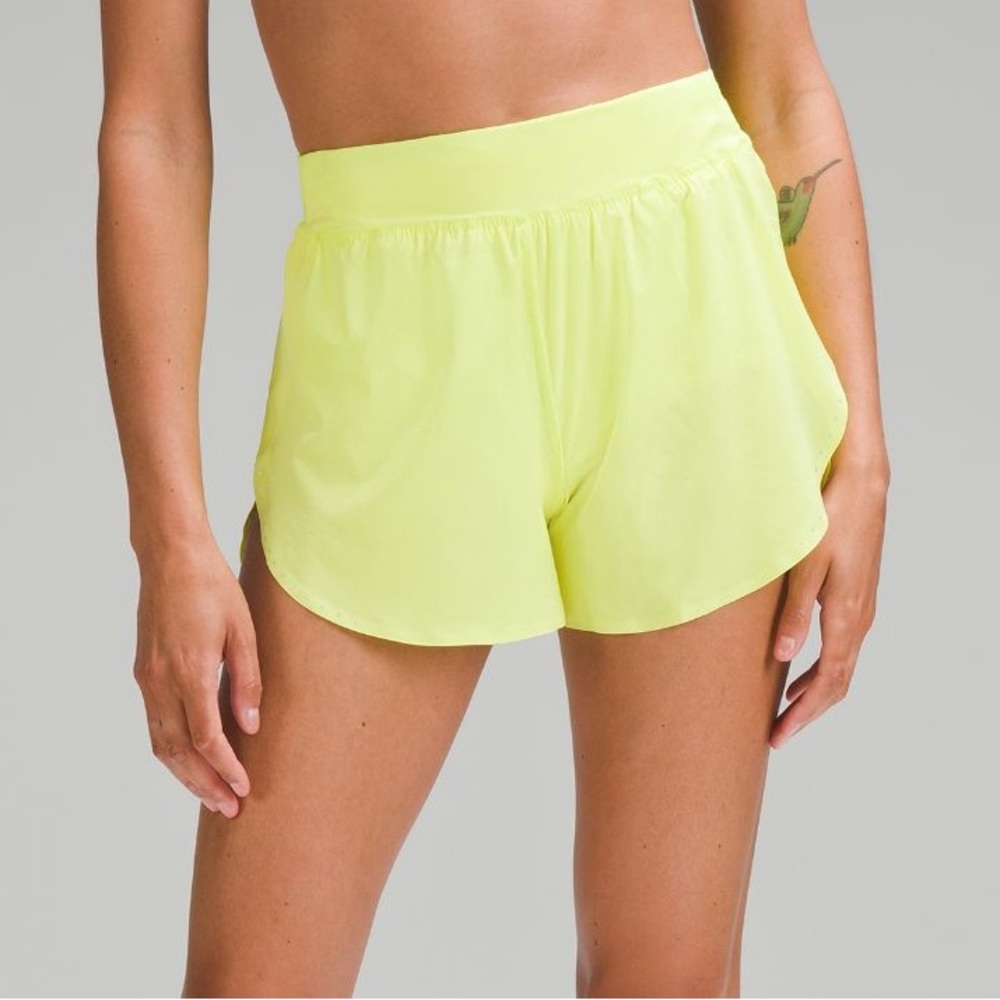 Fast and Free 3” Shorts NWOT